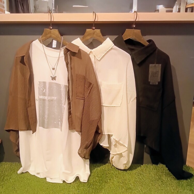 【NEW】秋準備！冷房対策対策にも◎シワ加工短丈シアーシャツ