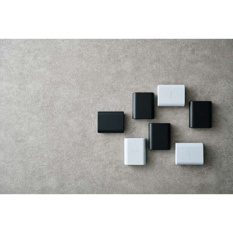 エレコムがリードする、次世代のモバイルバッテリー登場。