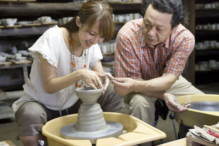 ろくろ体験ワークショップ｜犬山焼｜後藤陶逸陶苑