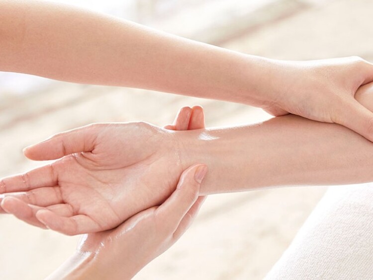 ワークショップ｜ハンドリフレクソロジー体験