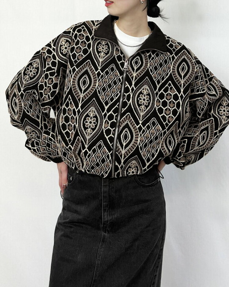 【NEW】今欲しい！総刺繍ブルゾン